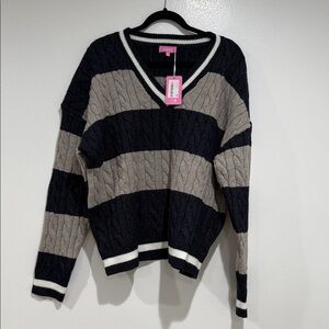 Edikted Navy and Gray V-Neck Sweater